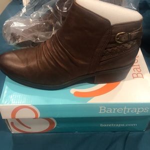 Womens heeled bootie